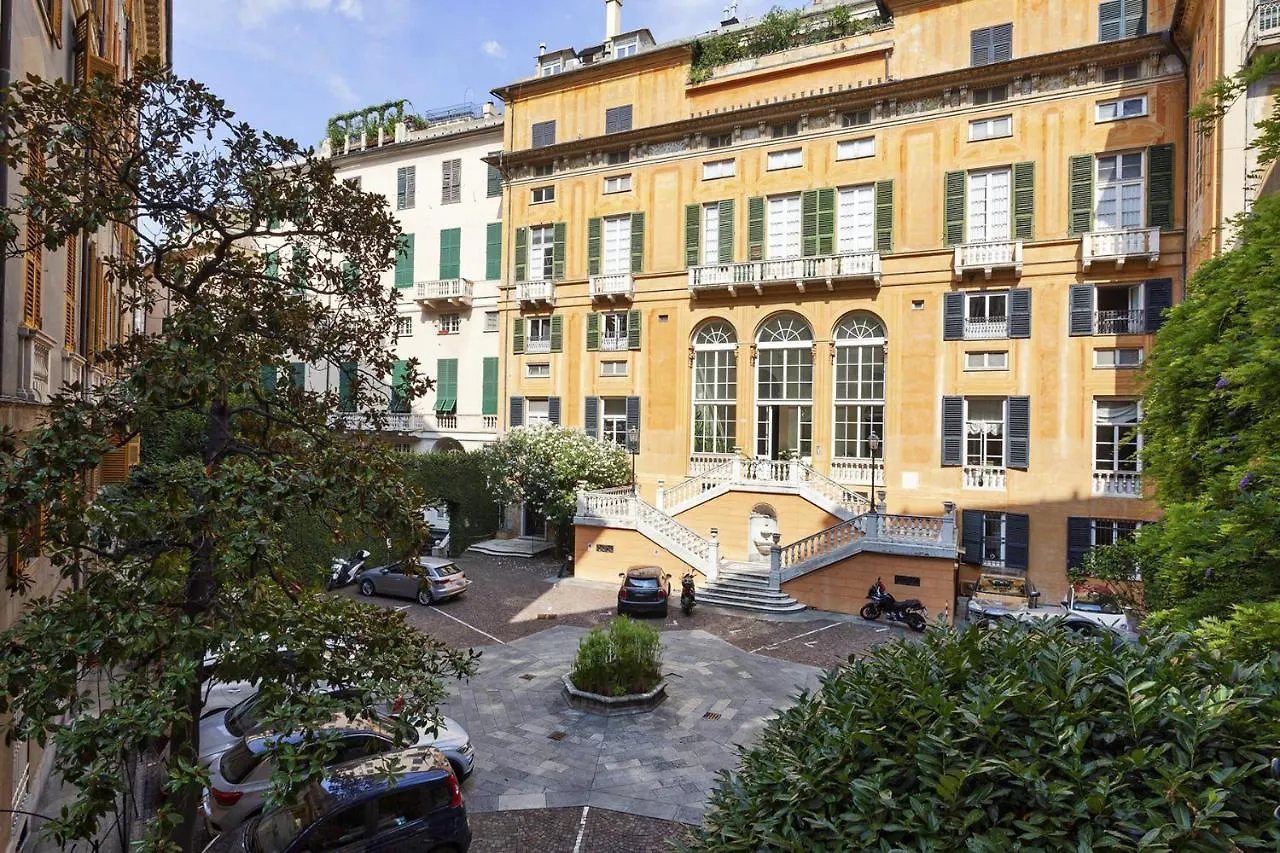 La Finestra Sul Cortile Di Via Roma By Wonderful Italy Lägenhet Genua